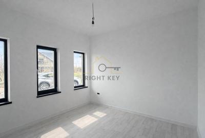 Casă individuală cu 5 camere cu Canalizare în Domnești - 11