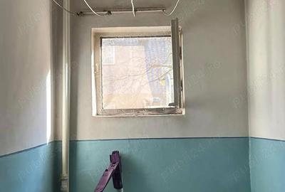 Apartament cu 3 camere semidecomandat în Calea Aradului - 11