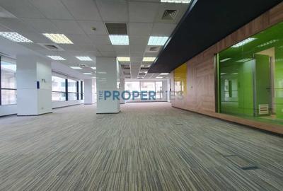 Birou, de 259 mp, în Universitate - 2