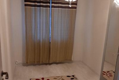 Apartament 3 camere situat in zona Lama - 7