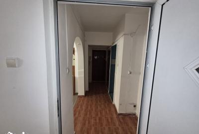 Garsonieră decomandată în Dacia - 5