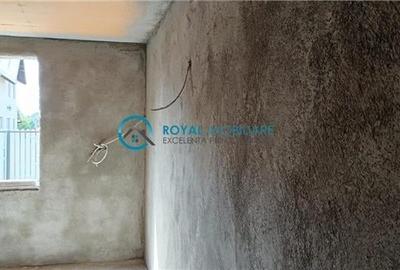 Royal Imobiliare-Vanzare Vila Zona Strejnicu - 4