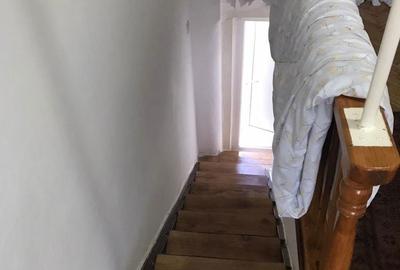 Garsonieră decomandată în Central - 2