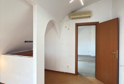 Mosilor - Foisorul de Foc / Vila spațioasă de închiriat – 9 camere / 330 MP - 12