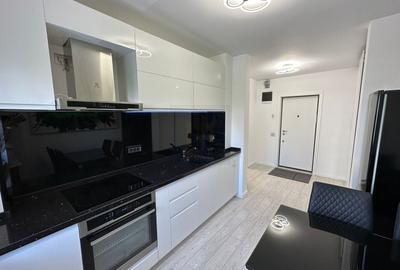 Apartament cu 2 camere semidecomandat, mobilat în Obor