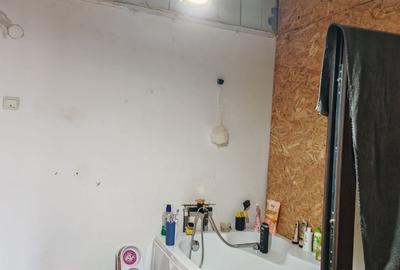 Casă cu 4 camere cu Teren 100 Mp în Central - 4