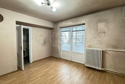 REA1027154 Apartament 2 Camere I Piata Romana - 2