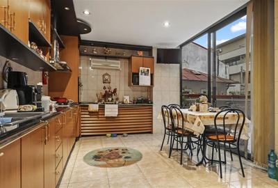 VILA CU SPATII GENEROASE IN DOROBANTI CU LIVING DE 75 MP SI TERASE DE 100 MP - 13