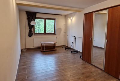 Casa rezidentiala + Spațiu comercial | 741 mp utili | Teren 906 mp - NEGOCIABIL - 10