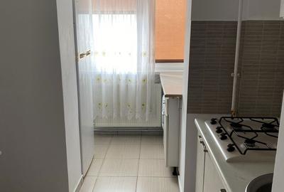 Garsonieră decomandată în Tractorul - 2