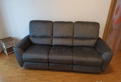 Apartament cu 3 camere semidecomandat în CET - 2