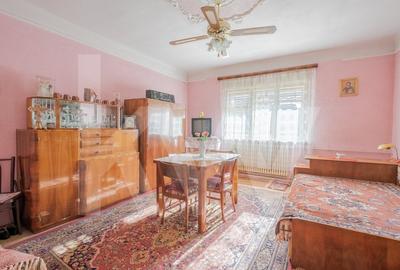 Casa Versatila in Cisnadie – Ideala pentru Familie, Birou sau Cabinete! - 2