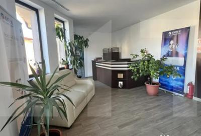 Spațiu comercial, de 660 mp, în Mehala - 1