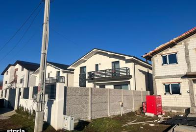 Casă cu 4 camere cu Teren 311 Mp în Cârcea - 2