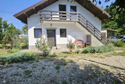 Casă cu 4 camere cu Teren 4435 Mp în Central - 18