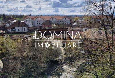 Apartament cu 3 camere decomandat în Traian - 2