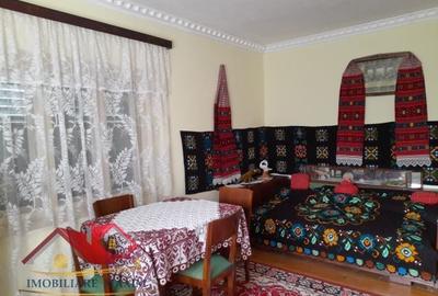 Casa si teren generos - 11