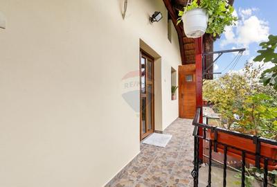 Apartament cu 3 camere la casa de vanzare in Bujac - 1