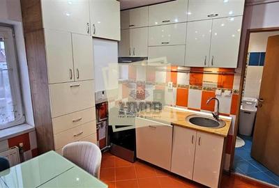 Apartament cu 3 camere decomandat, mobilat în Aeroport - 4