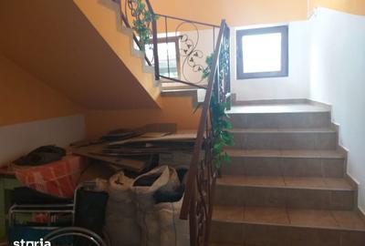 Spațiu comercial, de 700 mp, în Central - 5