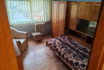 Inchiriez apartament - 2