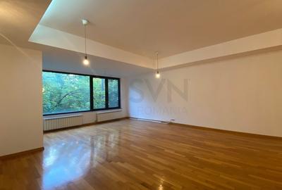 Apartament cu 4 camere decomandat în Herăstrău