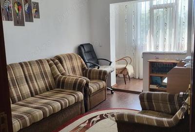 Apartament cu 3 camere decomandat în Mioriței - 4