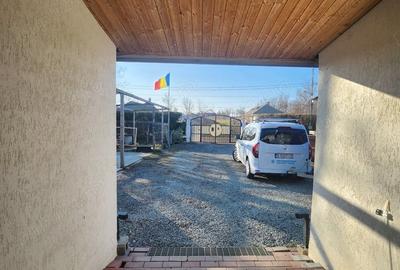 Casă cu 6 camere cu Teren 3000 Mp în Cataloi - 11