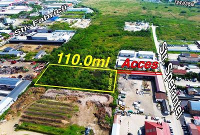 Teren de 6550 mp, în Depozitelor - 3