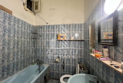 Apartament cu 3 camere semidecomandat în P-ța Maria - 13