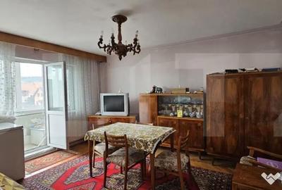 Apartament cu 4 camere decomandat în Simeria - 3