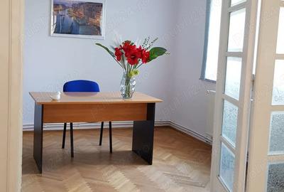 Spațiu comercial, de 110 mp, în Central - 5