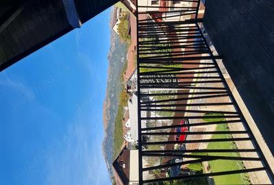 Apartament cu 3 camere decomandat în Sinaia - 6