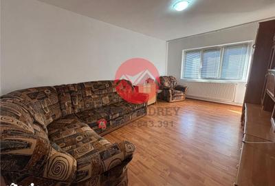 Apartament cu 2 camere decomandat în E3 - 1