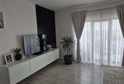 Apartament cu 3 camere semidecomandat, mobilat în Giroc - 3