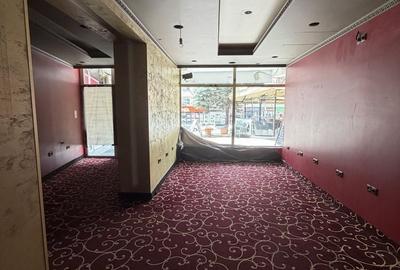 Spațiu comercial, de 52 mp, în Rogerius - 3