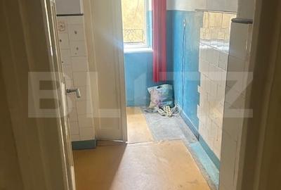 Apartament 2 camere, necesita renovare, zona Centrala, str. Horea - 5