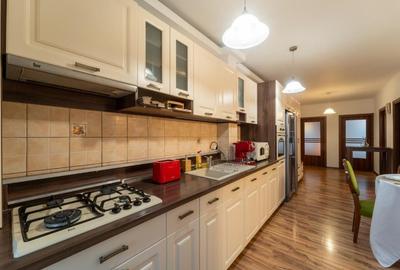 Persoană fizică vând apartament central cu 3 camere si garaj in Cluj-Napoca - 5