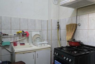 Casă cu 3 camere în Central