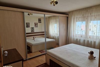 Apartament cu 3 camere decomandat în 1 Decembrie - 28