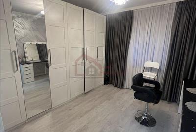 Apartament cu 3 camere decomandat în Tei - 9
