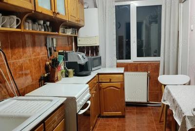 Apartament cu 3 camere semidecomandat în Careiului - 1
