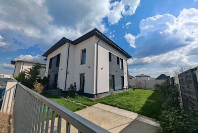 Casă individuală cu 4 camere cu Piscina în Tunari - 2