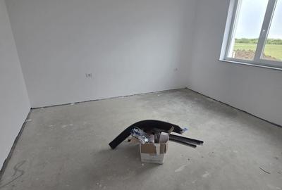 Duplex cu 3 camere cu Canalizare în Moșnița Nouă - 10