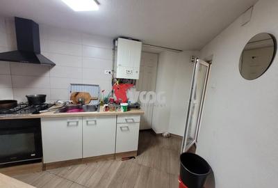 Casa? i?n zona Ronat 874mp teren! Casa? i?n zona Ronat 874mp teren! - 11