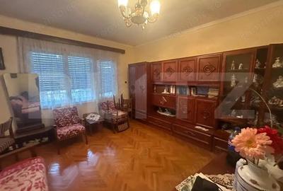 Casă cu 4 camere cu Teren 6197 Mp în Viile Satu Mare - 4