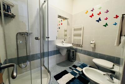 Apartament cu 3 camere semidecomandat, mobilat în Dumbrăvița - 10