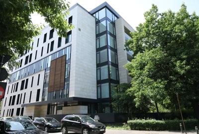 Apartament cu 4 camere decomandat în Arcul de Triumf - 1