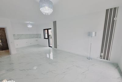 Casă cu 4 camere cu Teren 308 Mp în Central