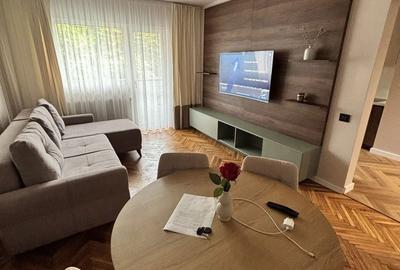 Apartament cu 3 camere decomandat în 7 Noiembrie - 4